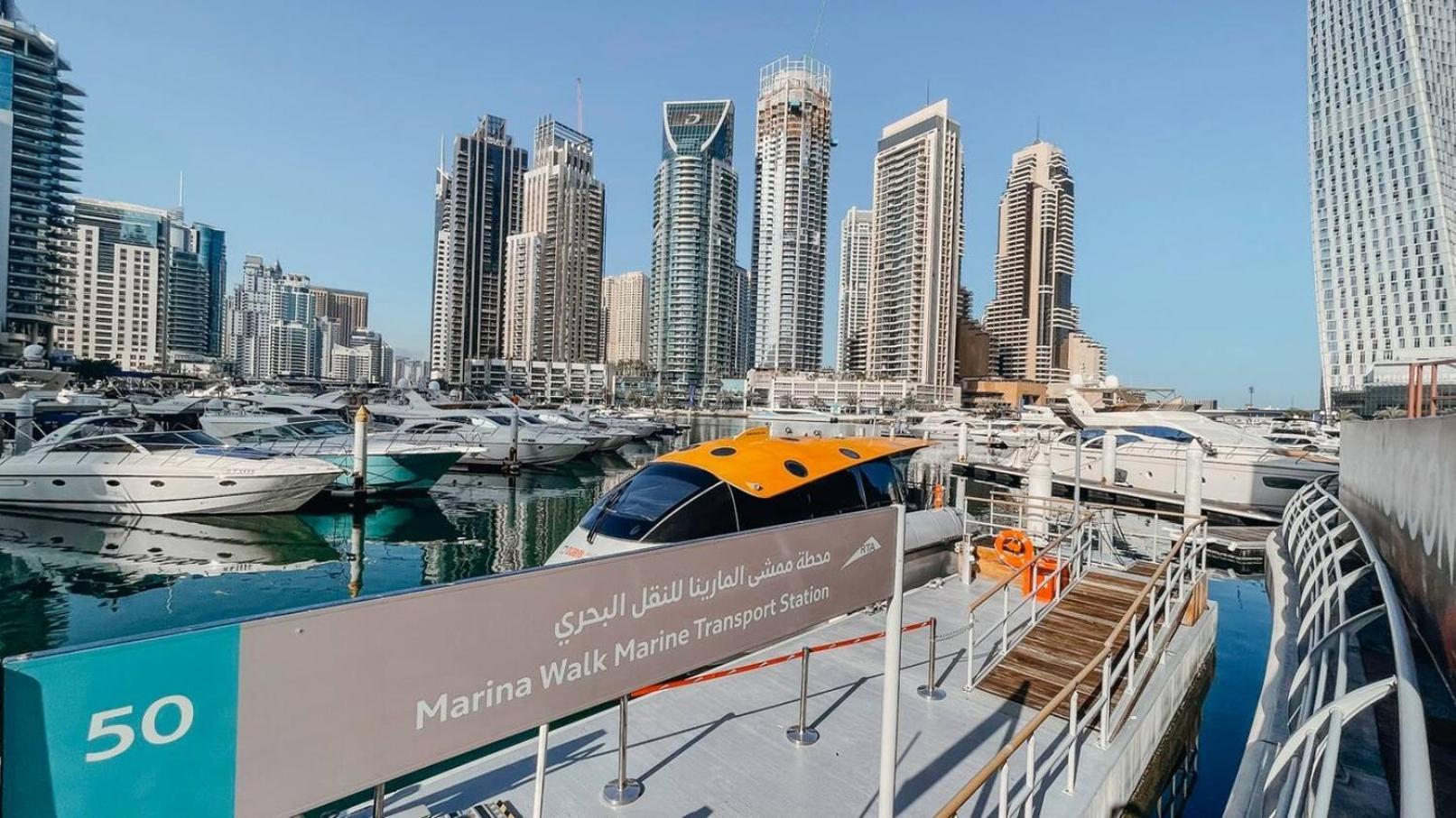 Charming Warm Suite With Amazing Views Of The City Dubaj Kültér fotó