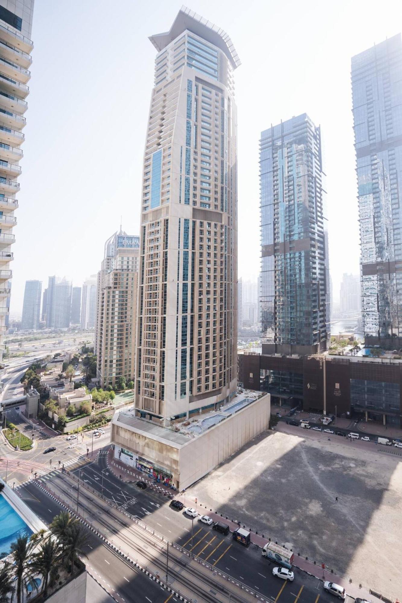 Charming Warm Suite With Amazing Views Of The City Dubaj Kültér fotó